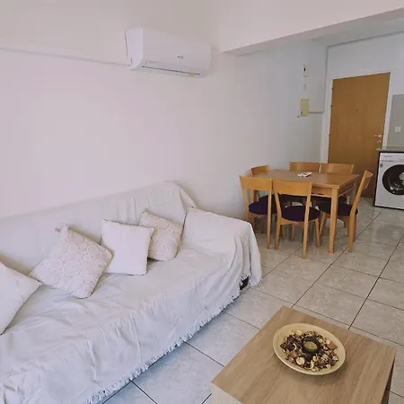 Miracle Apartment Larnaca